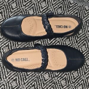 Women's Navy Flats